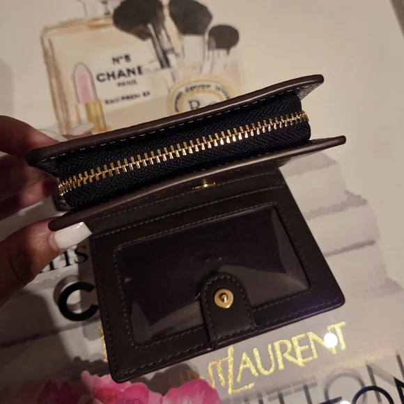 Black Leather Wallet - Picture 3 of 4